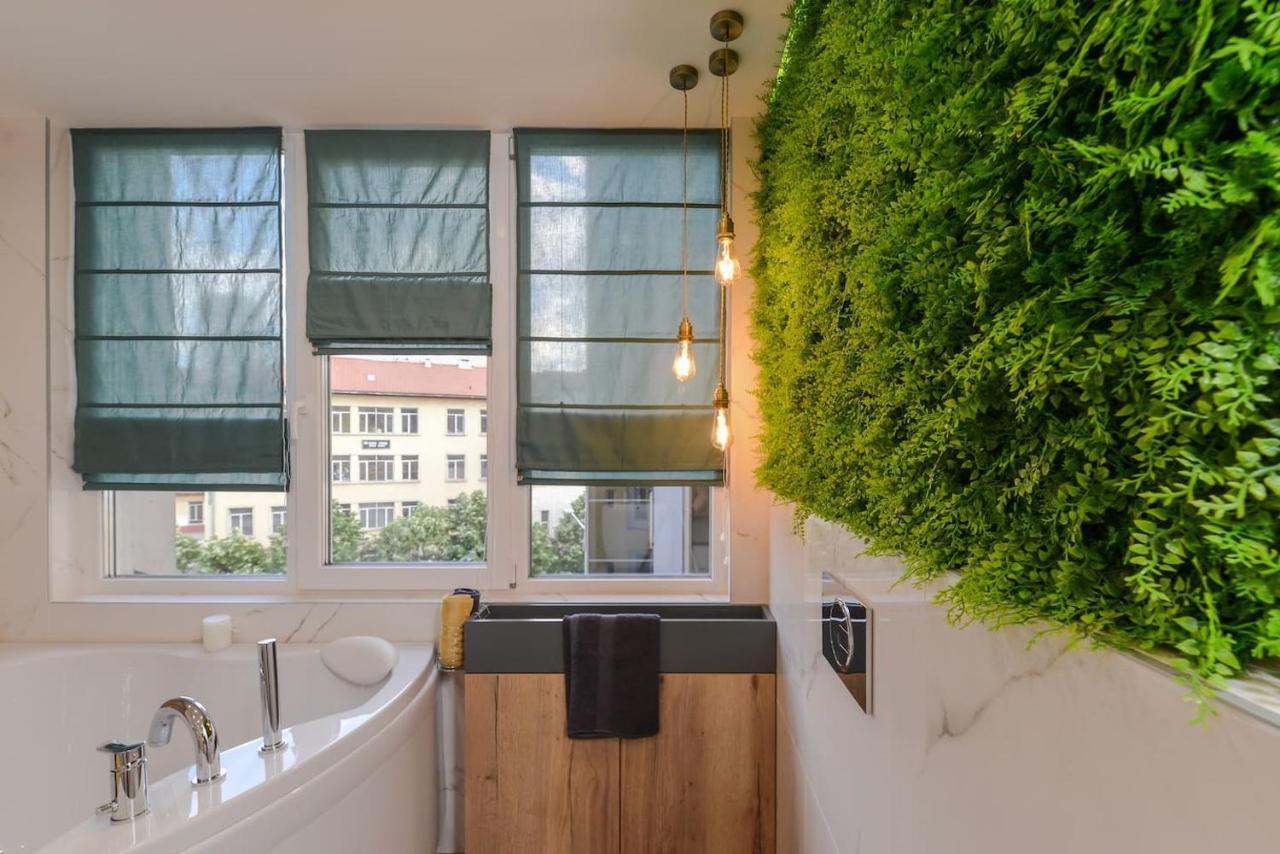 Daire Urban Eden - Lux & Style, 2-bedroom, 2-bathroom *